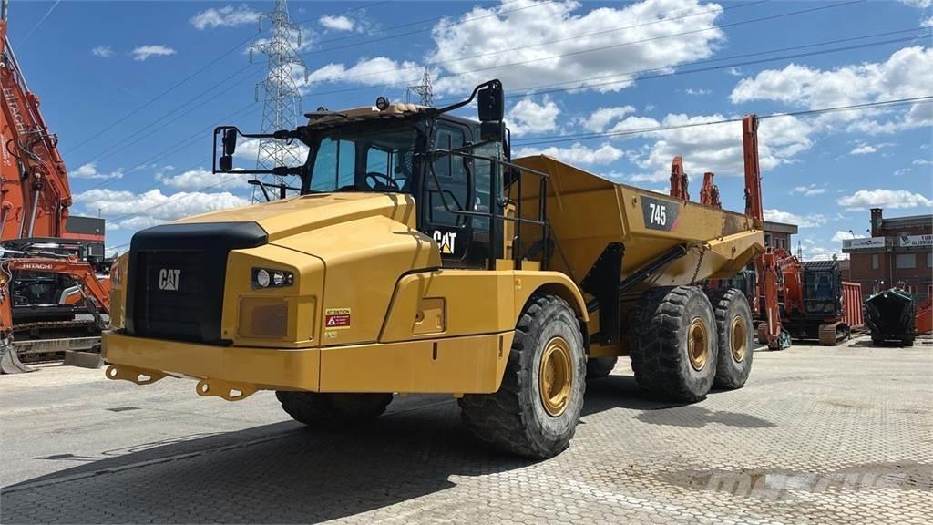 CAT 745C 6X6 Міні самоскиди