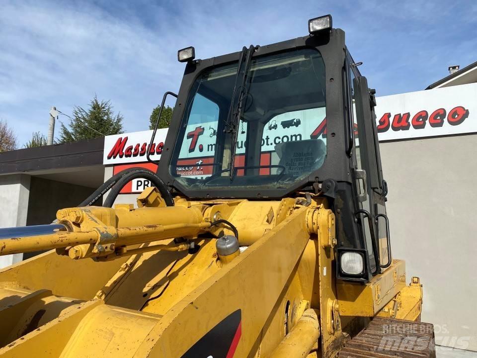 CAT 953C Фронтальні навантажувачі