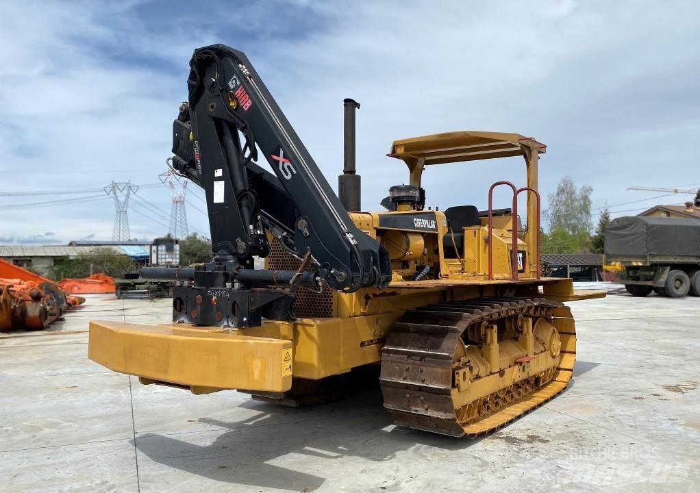 CAT D6D Трубопровідне обладнання