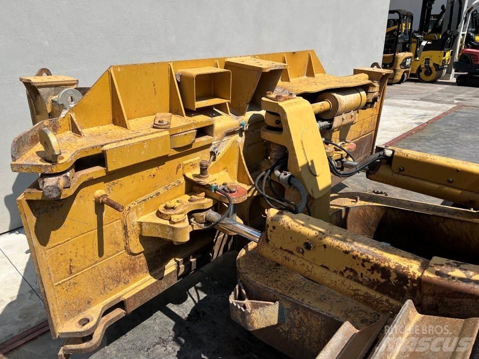 CAT D6N LGP Гусеничні бульдозери