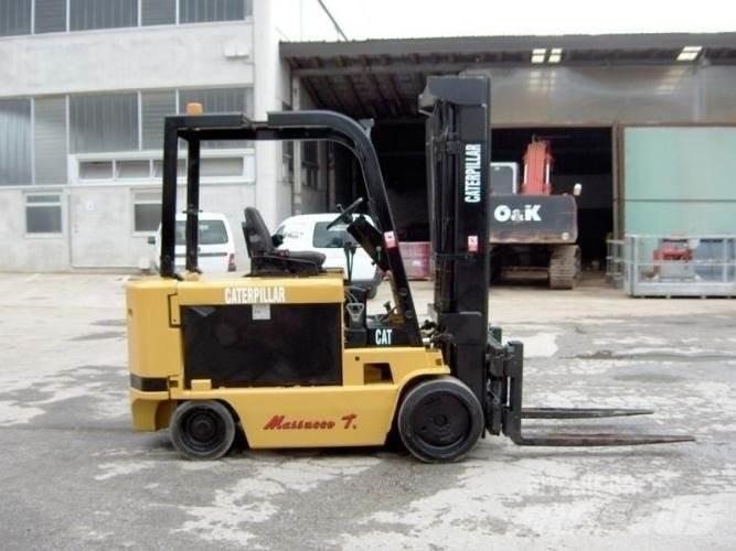 CAT M100D Електронавантажувачі