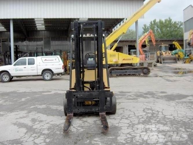 CAT M100D Електронавантажувачі