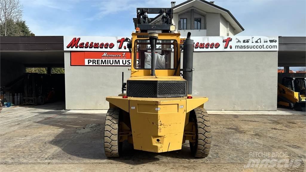 CAT V225C Дизельні навантажувачі