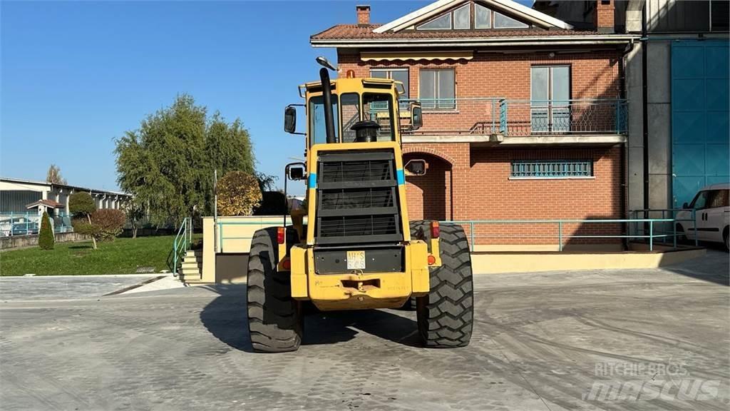 Dresser 530 AII 4x4 Фронтальні навантажувачі