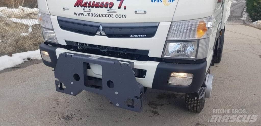 Fuso Canter 6C18 4X4 Вантажівки / спеціальні