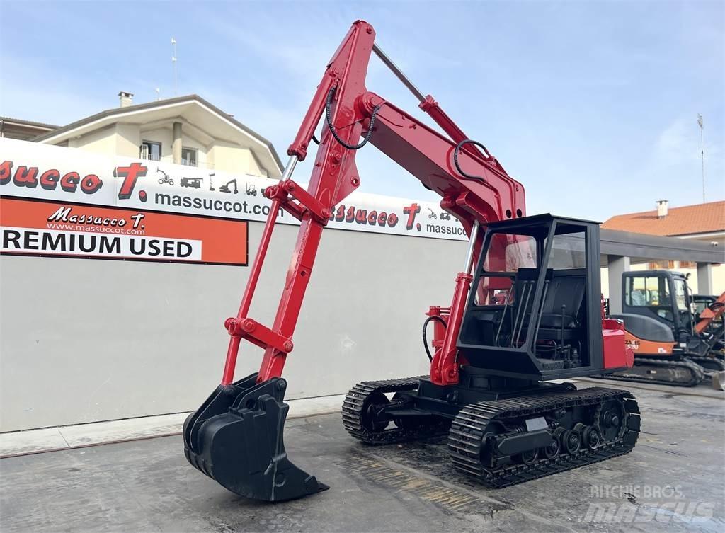 Hidromek H4 Середні екскаватори 7т. - 12т.