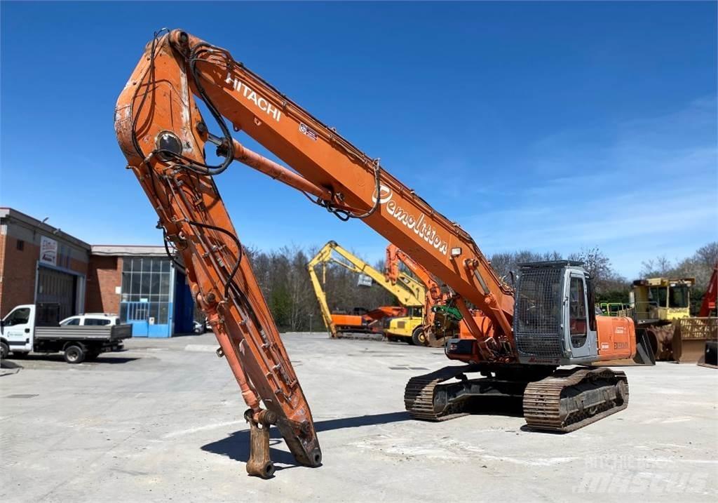 Hitachi EX230LCK Гусеничні екскаватори