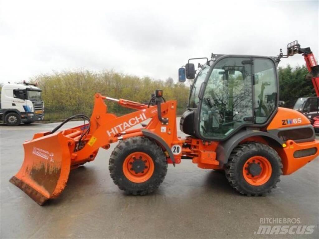 Hitachi ZW 65 Снігоочищувальні ножі та плуги