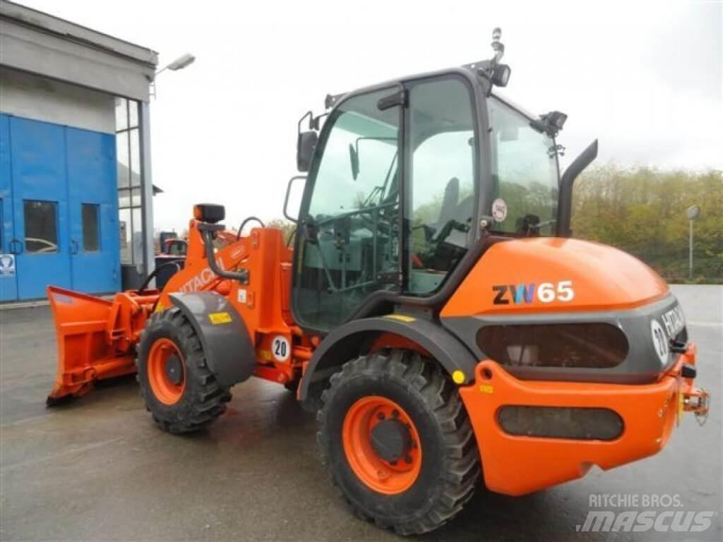 Hitachi ZW 65 Снігоочищувальні ножі та плуги