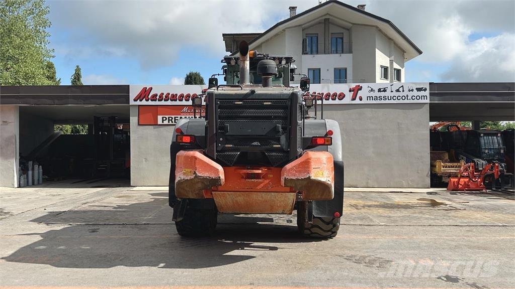 Hitachi ZW310-6 Фронтальні навантажувачі