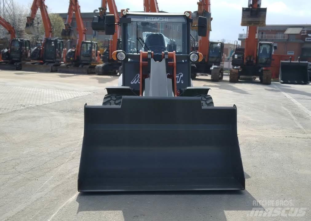 Hitachi ZW75 – 6C Фронтальні навантажувачі