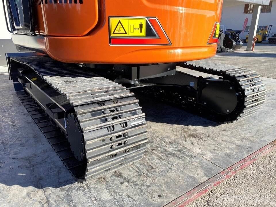 Hitachi ZX135US-7 Середні екскаватори 7т. - 12т.