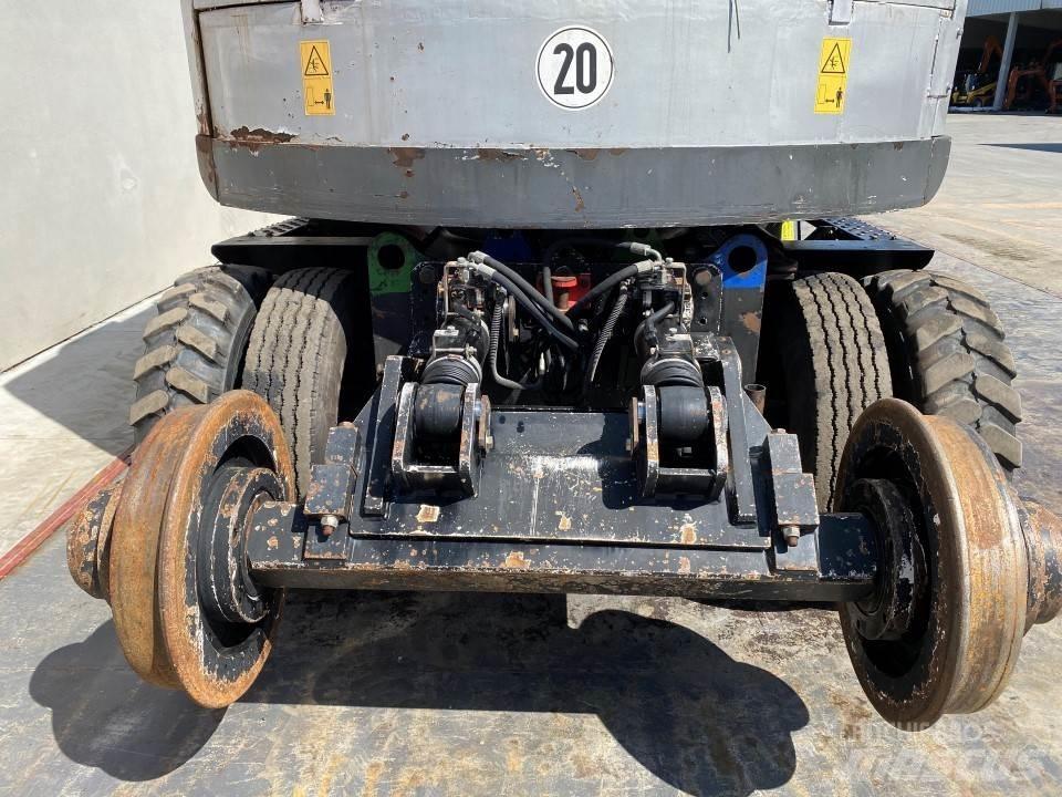 Hitachi ZX170PRR Колісні екскаватори