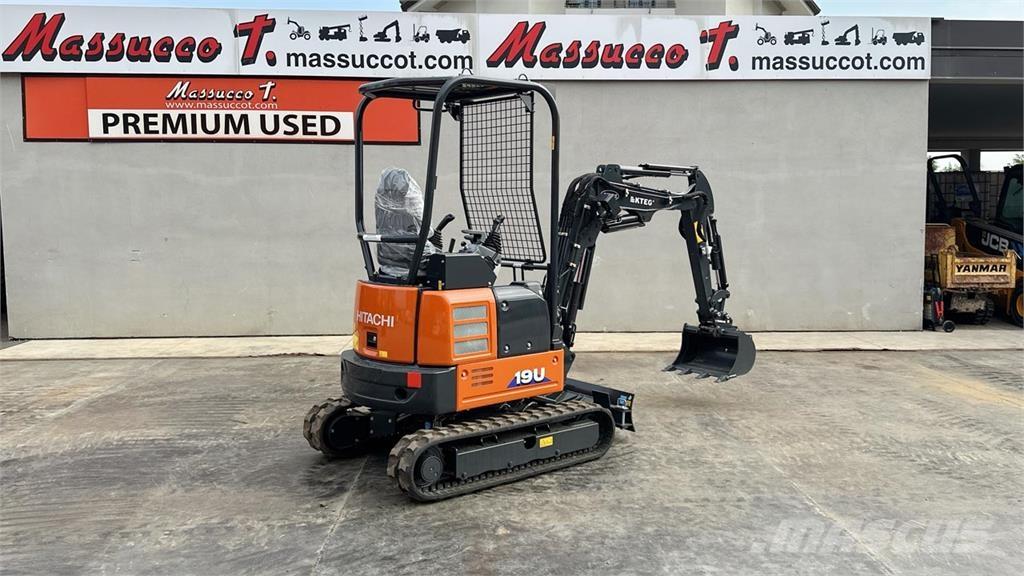 Hitachi ZX19U-2P Міні-екскаватори < 7т