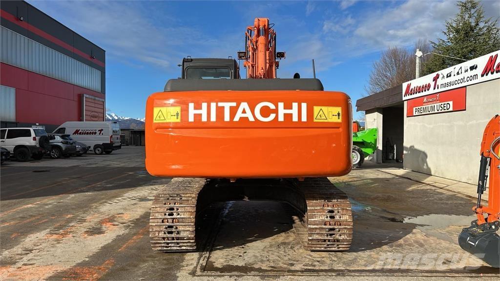 Hitachi ZX240N Гусеничні екскаватори