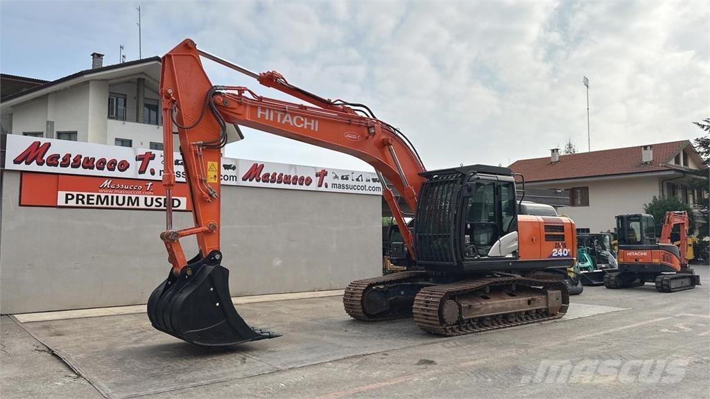 Hitachi ZX240N-6 Гусеничні екскаватори