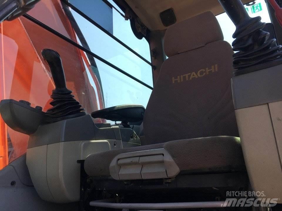 Hitachi ZX250LCN-5B Гусеничні екскаватори