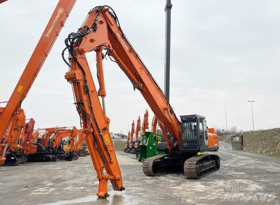 Hitachi ZX350LCN-3 DEM Гусеничні екскаватори