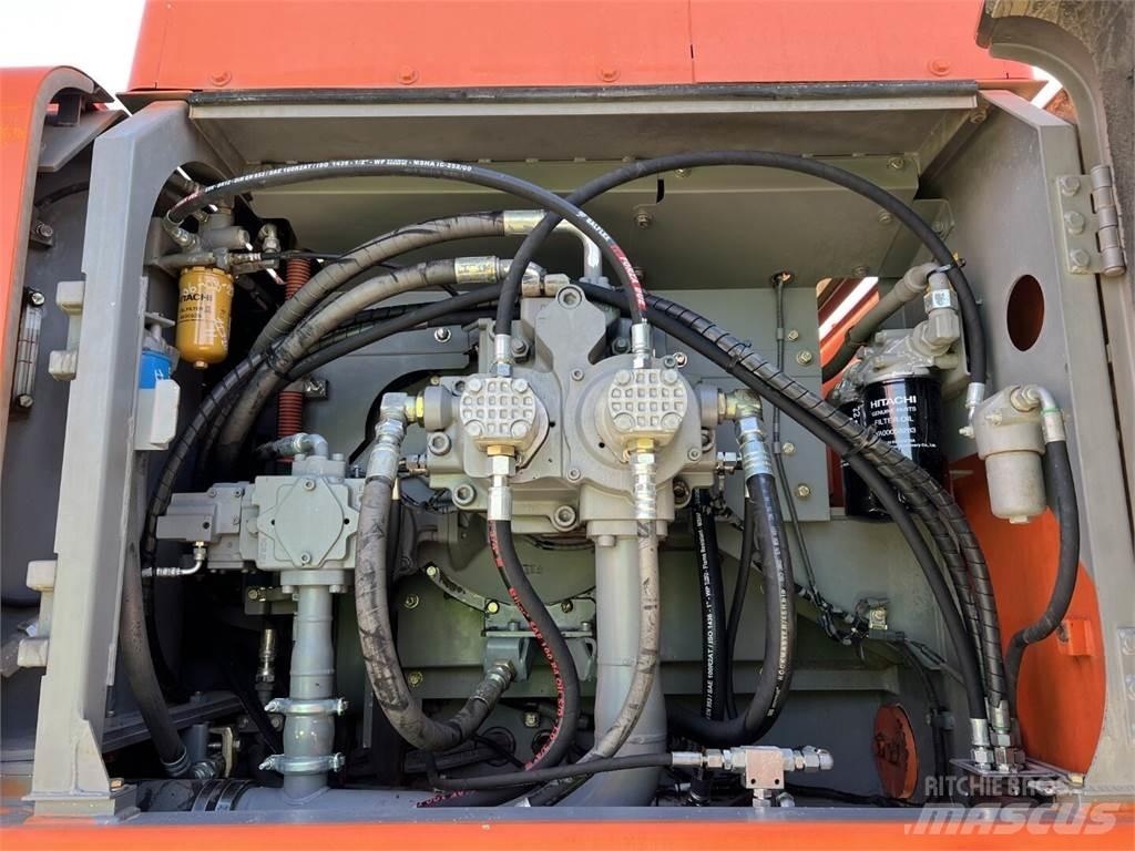 Hitachi ZX520LCH-3 Гусеничні екскаватори