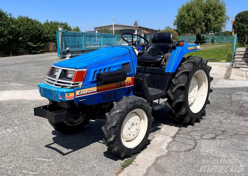Iseki 240 4x4 Снігоочищувальні ножі та плуги