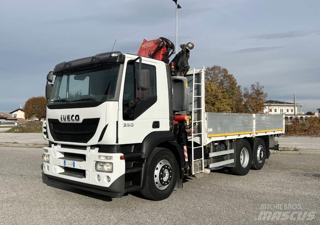 Iveco 350 6X2 Вантажівки / спеціальні