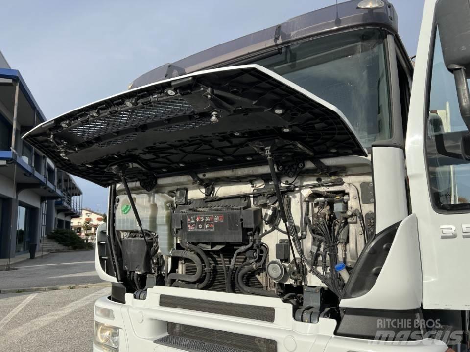 Iveco 350 6X2 Вантажівки / спеціальні