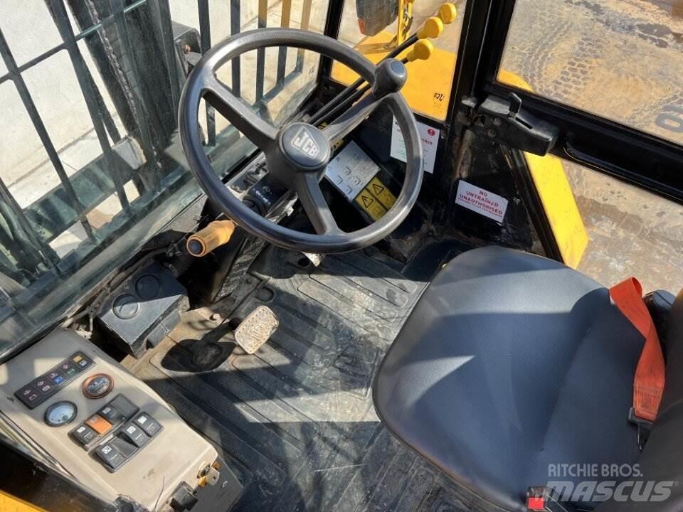 JCB 926 Навантажувачі підвищеної прохідності