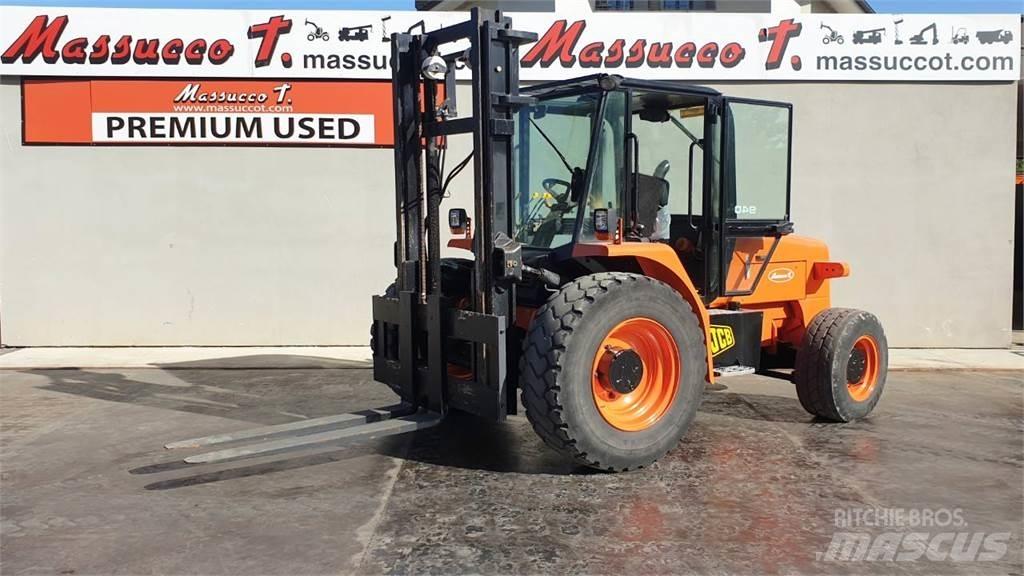 JCB 940 4x2 Навантажувачі підвищеної прохідності