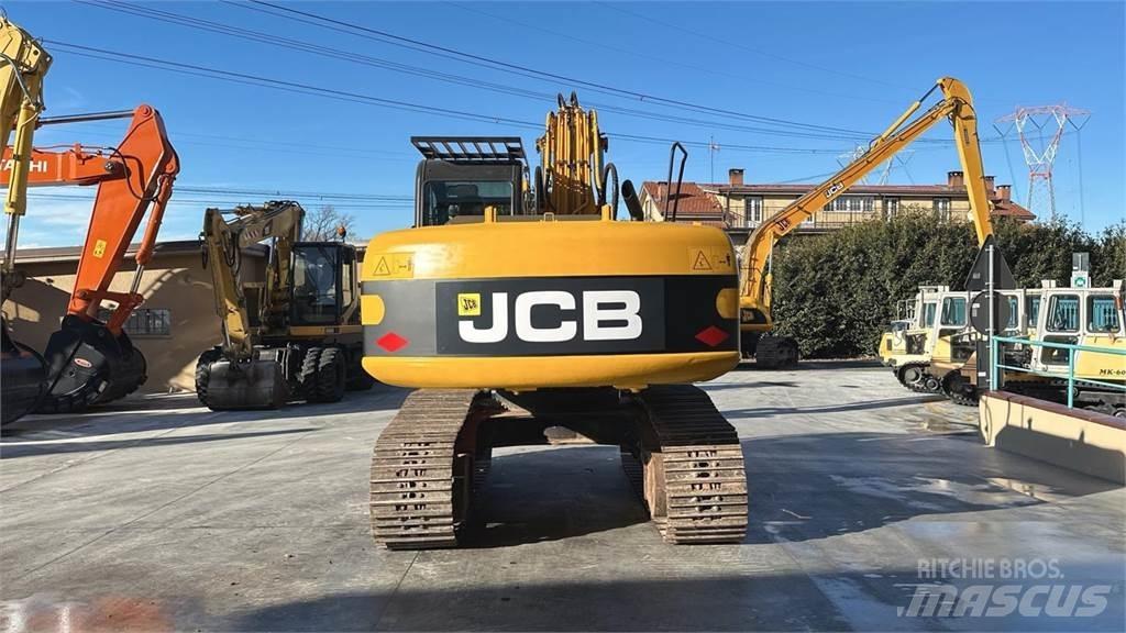 JCB JS235HD Гусеничні екскаватори