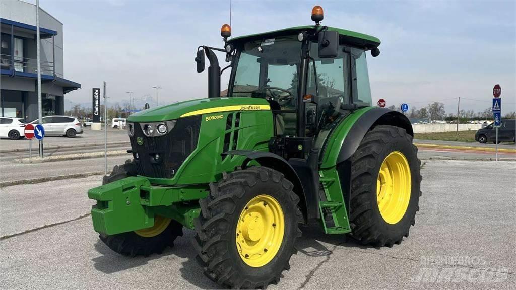 John Deere 6090MC 4X4 Снігоочищувальні ножі та плуги