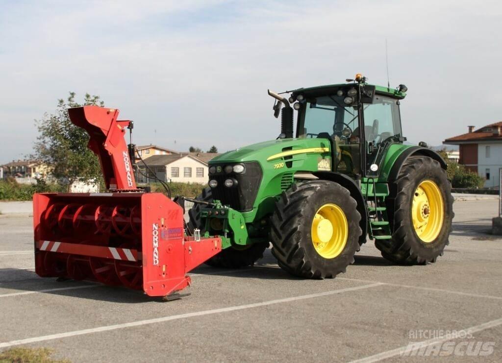 John Deere 7930 4X4 Снігоочищувальні ножі та плуги