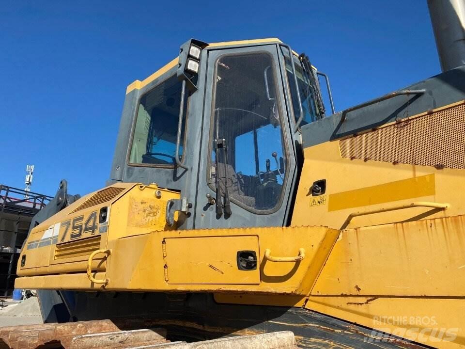 Liebherr 754 Гусеничні бульдозери