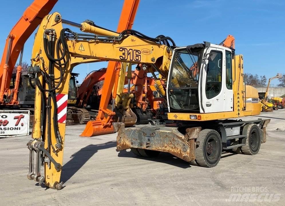 Liebherr A316 Колісні екскаватори