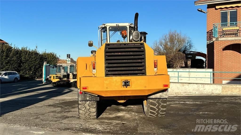 Liebherr L 551 Фронтальні навантажувачі