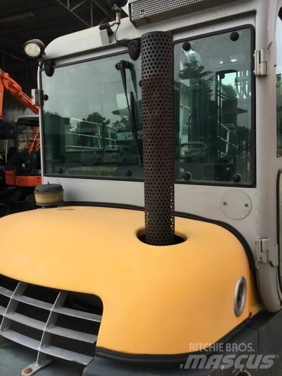 Nuova Detas SHR 40 Дизельні навантажувачі