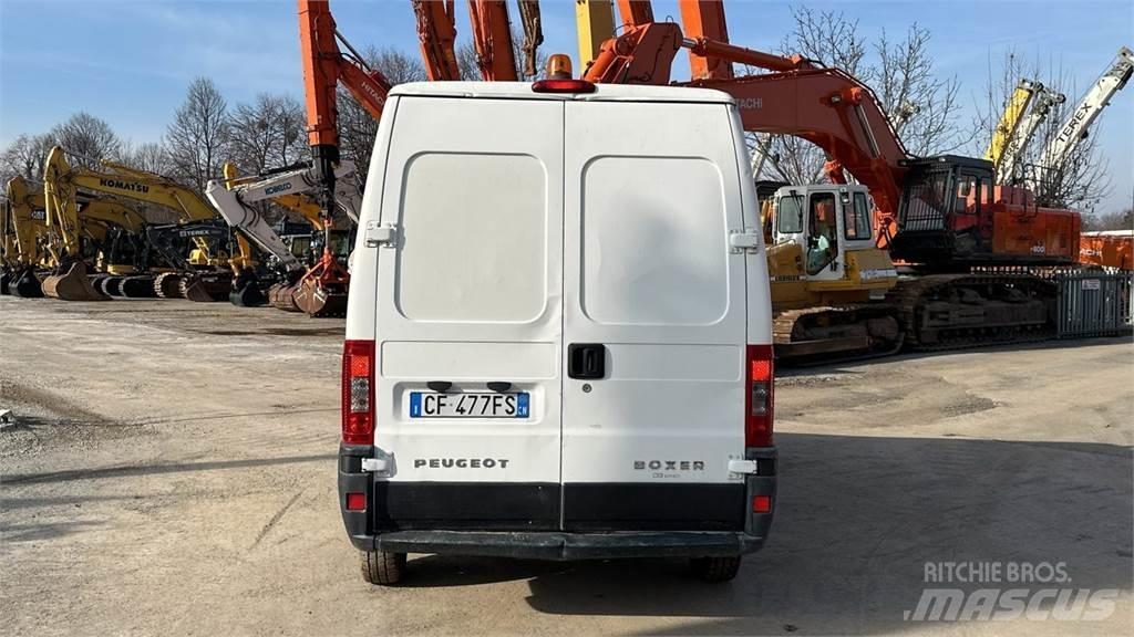 Peugeot Boxer Вантажівки / спеціальні