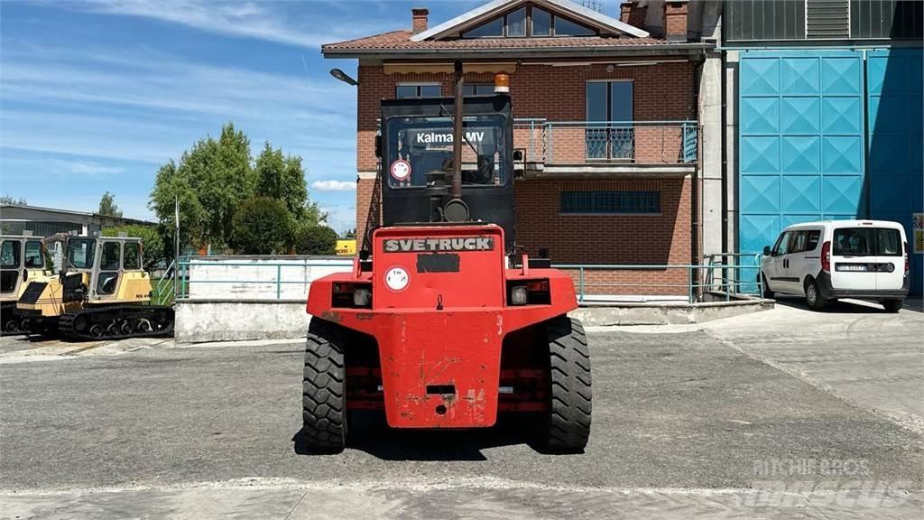 Svetruck 12-120 35 Дизельні навантажувачі