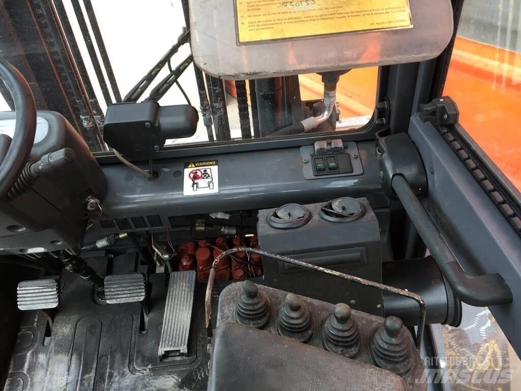 TCM FD40T2 Дизельні навантажувачі