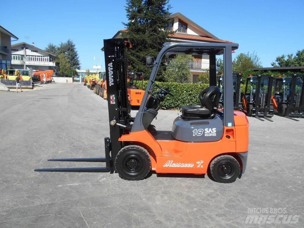 Toyota 02-7FDF18 Дизельні навантажувачі