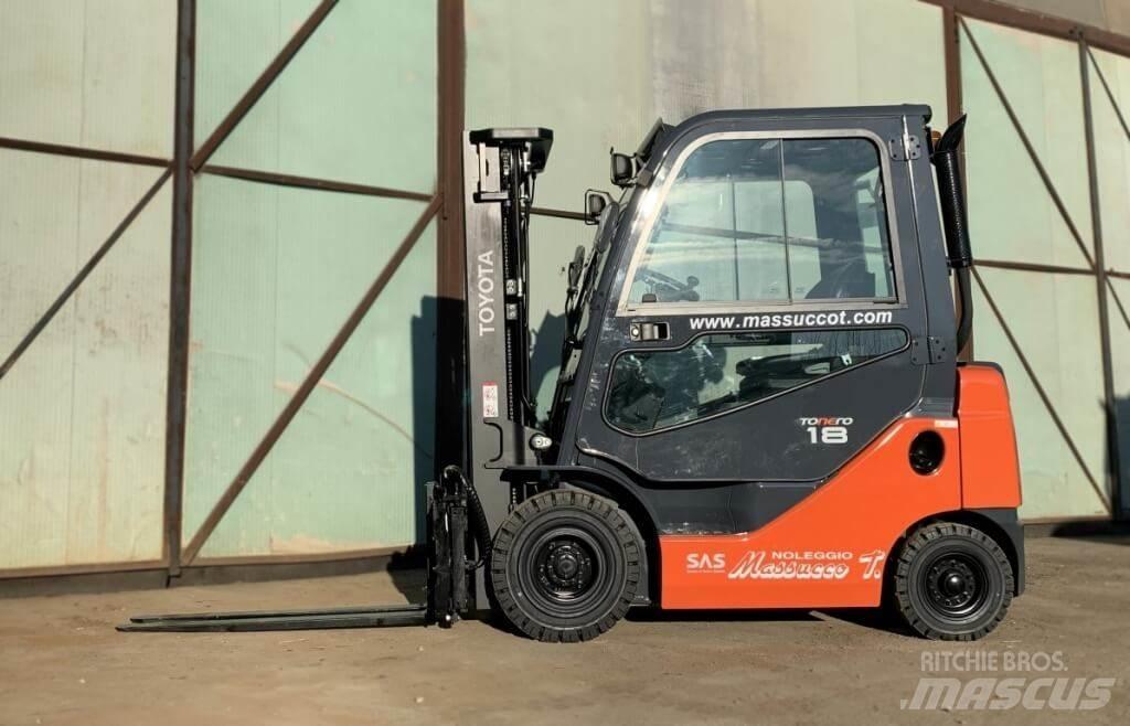 Toyota 02-8FDF18 Дизельні навантажувачі