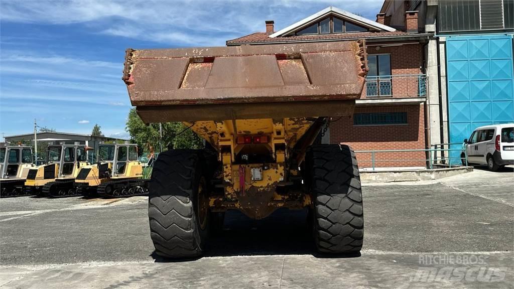 Volvo A25C 6X6 Міні самоскиди
