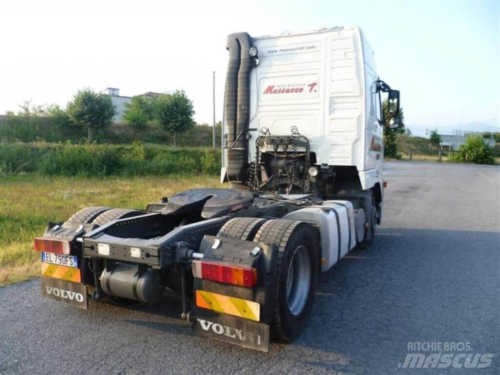 Volvo FH12 Вантажівки / спеціальні