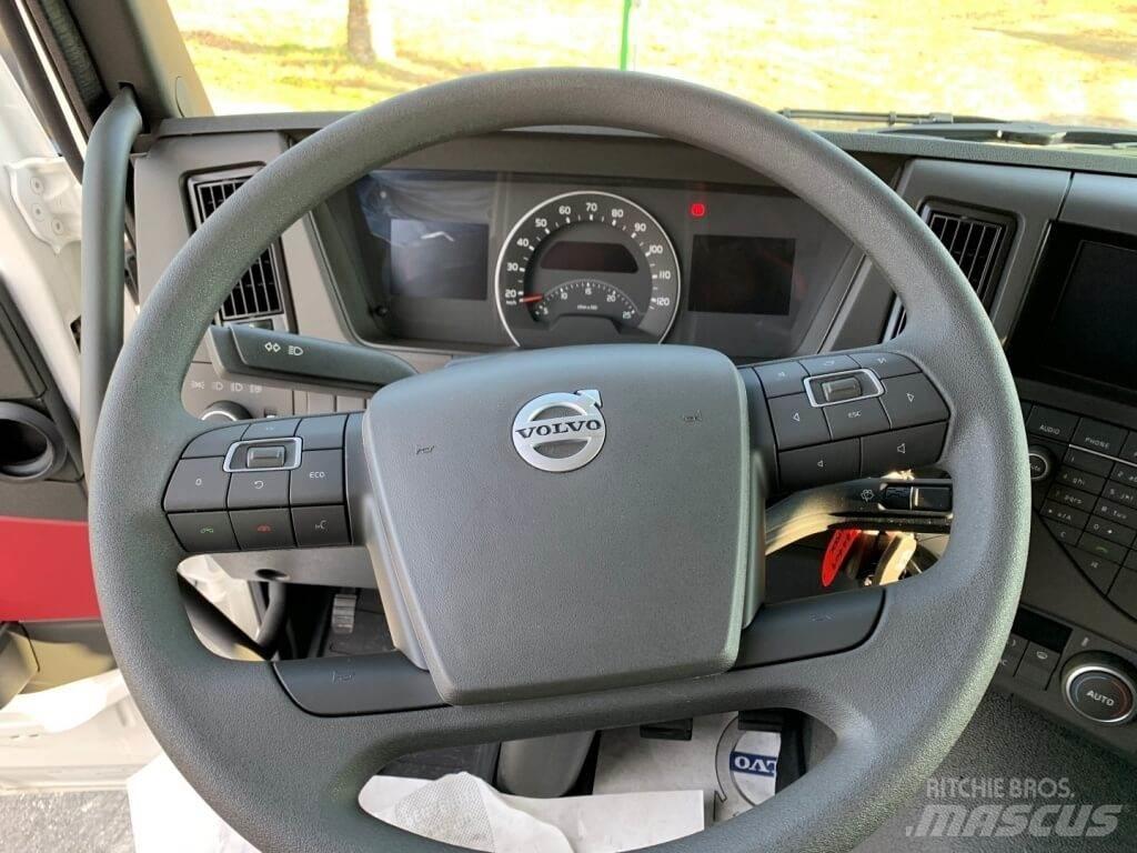 Volvo FMX 500. 8x4 Вантажівки / спеціальні