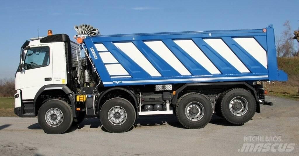 Volvo FMX 500. 8x4 Вантажівки / спеціальні