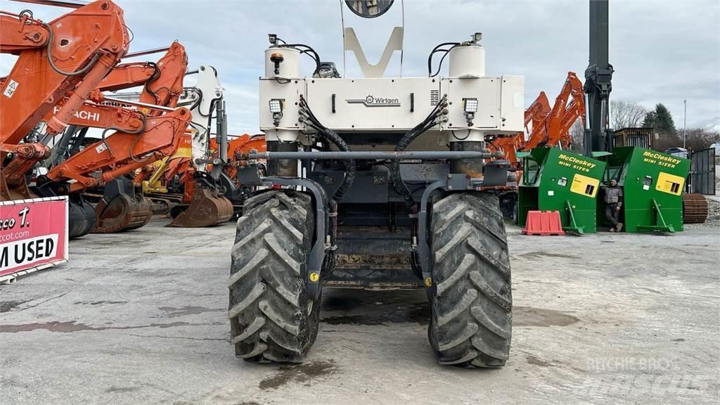 Wirtgen WR2000 Вантажівки / спеціальні