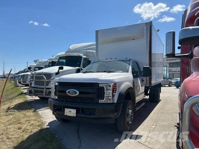 Ford F450 XL 4x2 Фургони