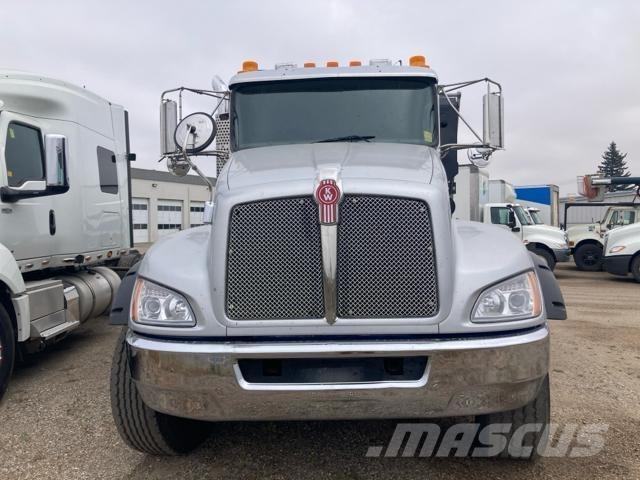 Kenworth T300 Самоскиди