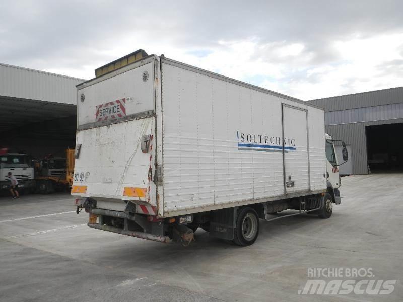 DAF LF 45 Фургони