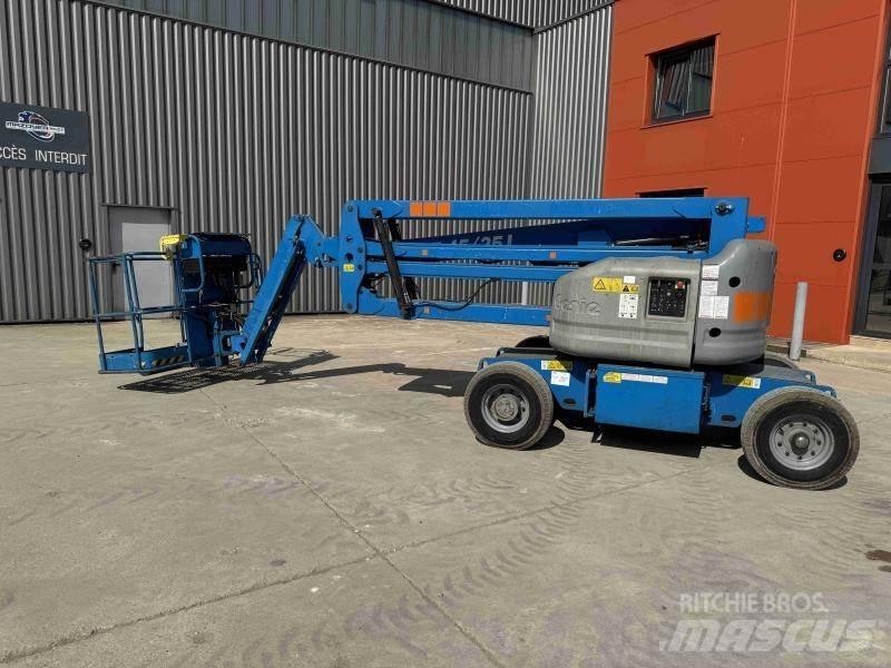 Genie Z45/25 Колінчаті підйомники