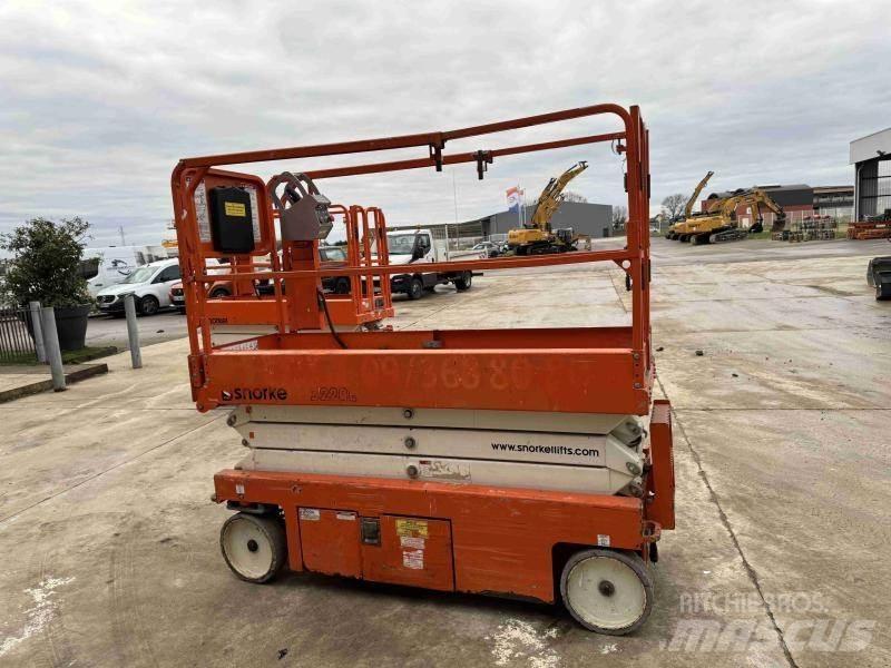 Snorkel S3220E Колінчаті підйомники